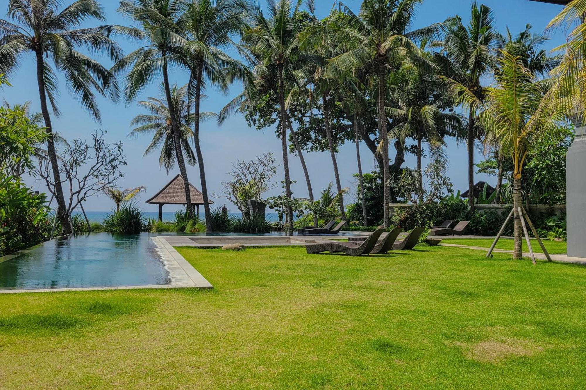 K Ko Surf Village At Keramas Lebih Exterior photo
