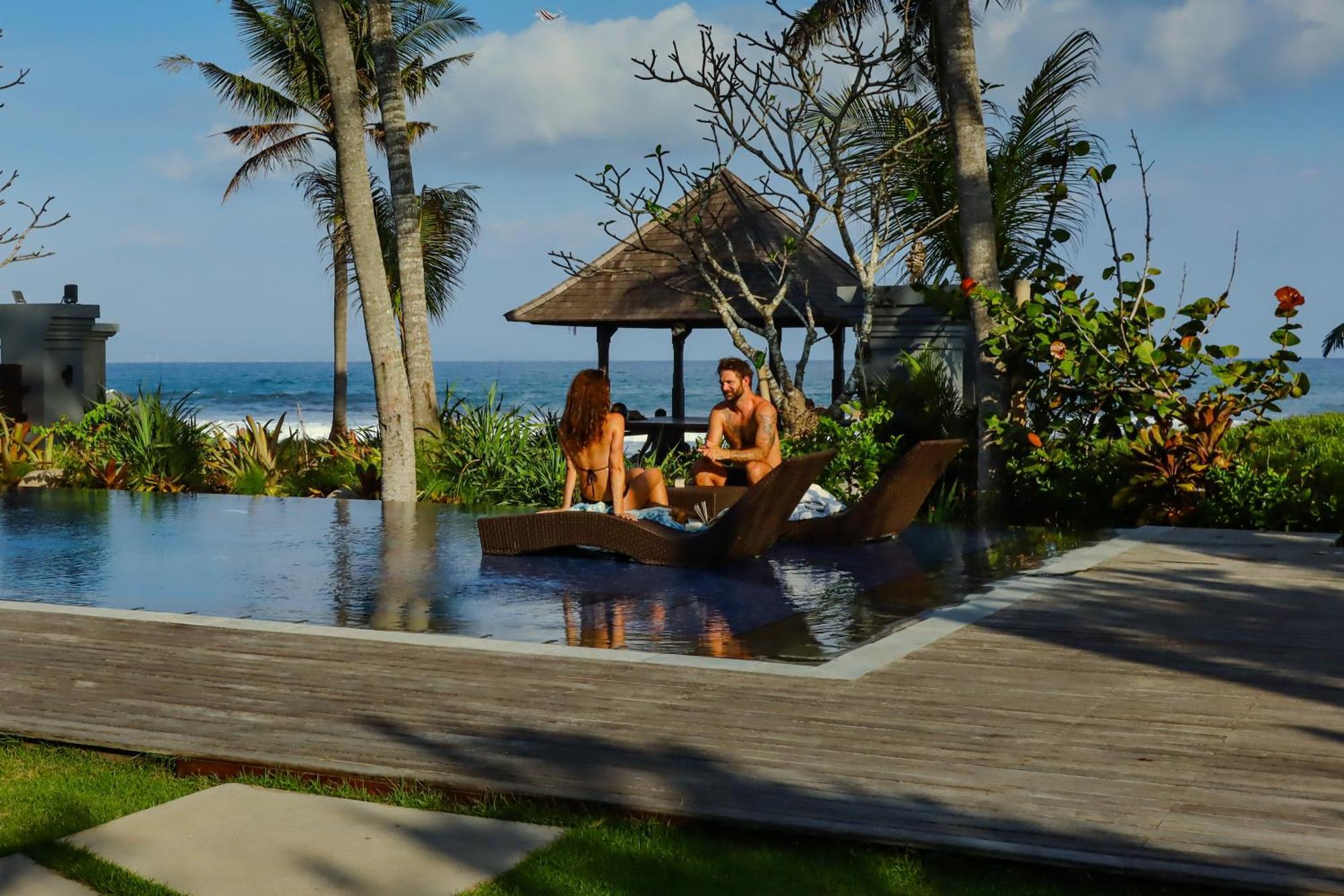 K Ko Surf Village At Keramas Lebih Exterior photo