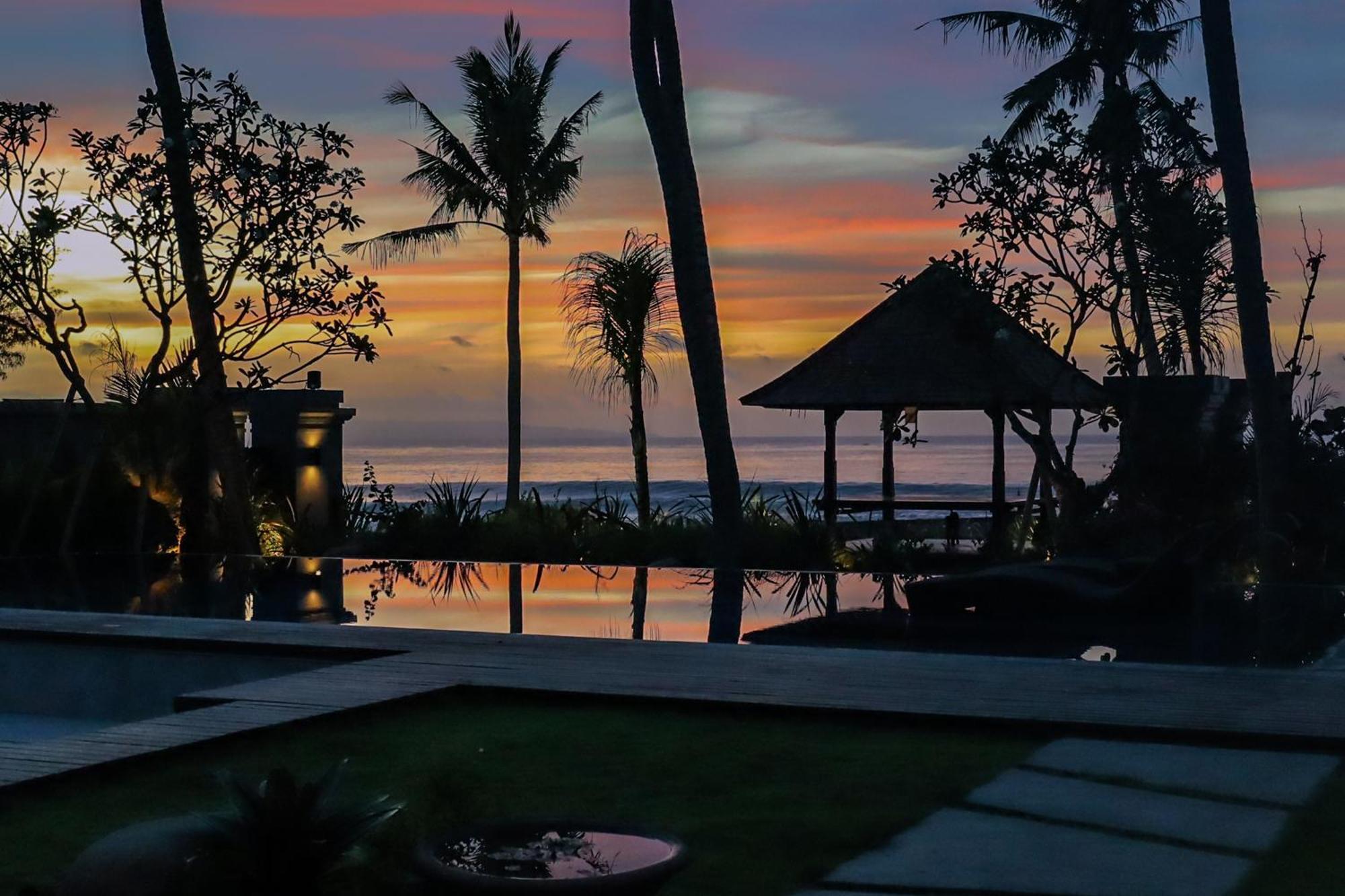 K Ko Surf Village At Keramas Lebih Exterior photo